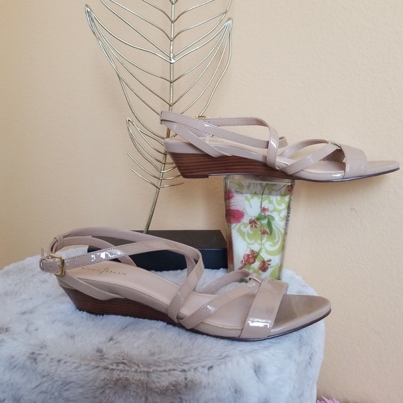 Cole Haan, Tan Sandles Heels, sz 8 1/2 B - Picture 2 of 7
